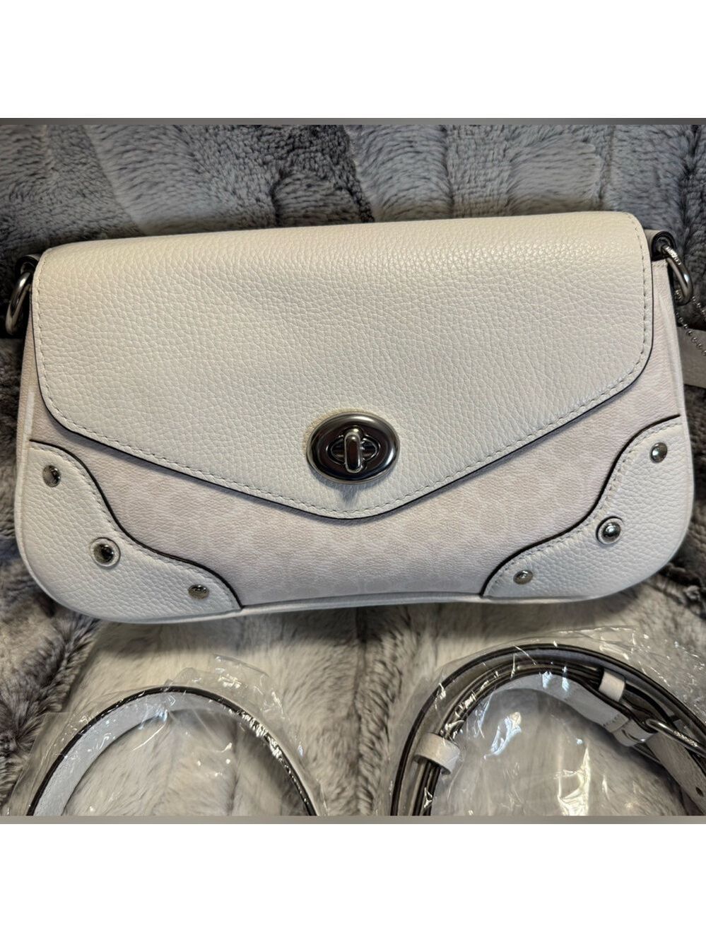 Coach - Signature Millie Shoulder Bag w/crossbody Strap Chalk/Glacier White NEW - Picture 1 of 11